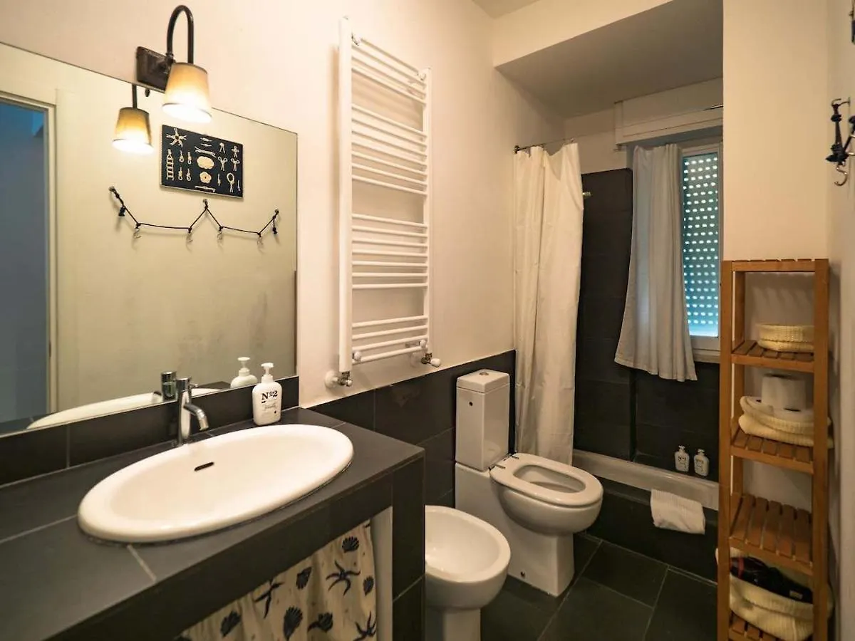 Sciacchetra Ground Floor Apartment With Ac Monterosso al Mare